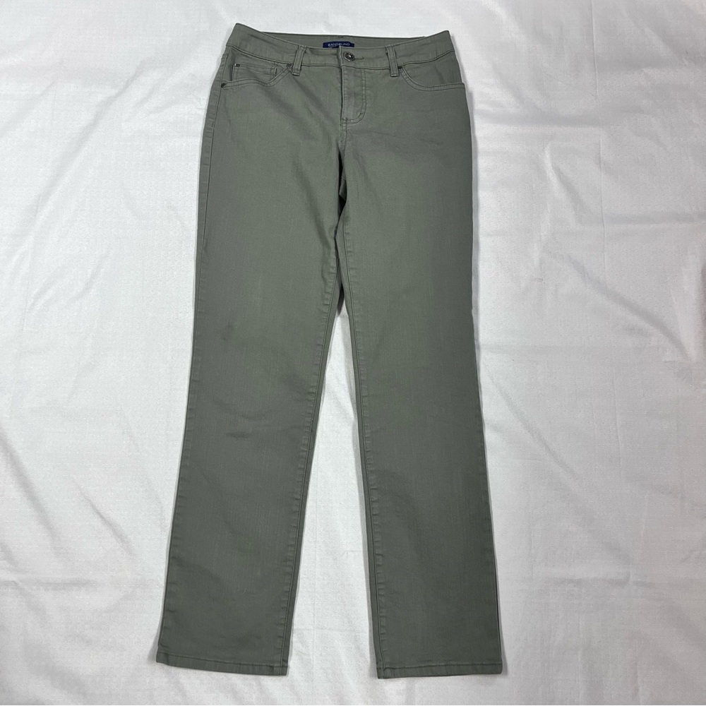 Bandolino ladies "Mandie" straight leg jeans size 6